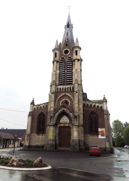 Bruay-Eglise Saint-Pharailde.jpg