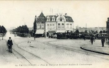 Fichier:350px-Valenciennes-Place de Tournai.jpg