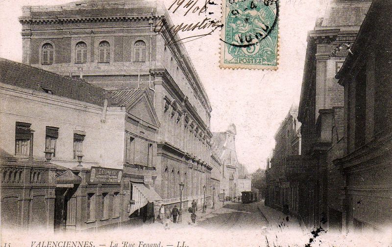 Fichier:800px-Valenciennes-Rue Ferrand-CPA.jpg