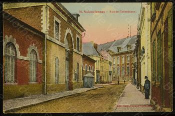 Fichier:350px-Valenciennes-Rue Intendance.jpg