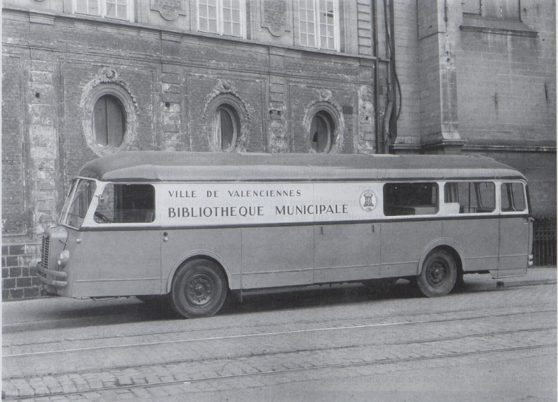 Fichier:Valenciennes-1964-bibliobus.png