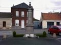 20170124211100!Monument aux Motrs Maulde.jpg