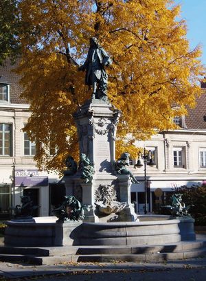 Valenciennes-Fontaine Watteau.jpg